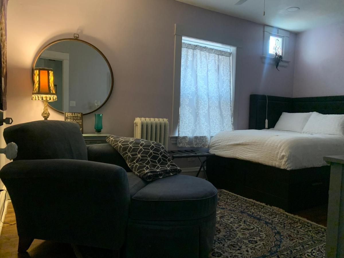 Oak Park Beauties - Tree Lined Streets - Walkable Apartment Екстериор снимка